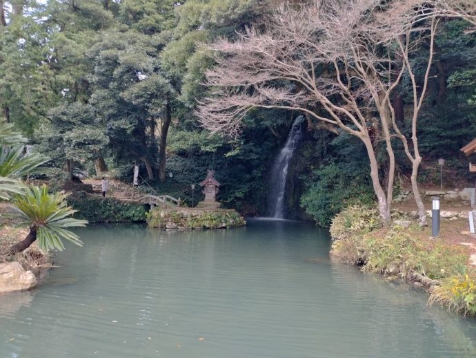出雲教の滝